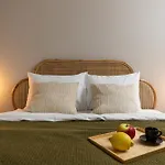 Oliver Boutique Studio - Brand New, Central, Quiet