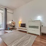 Balcony Centropolitan Studio W Ac By Nw