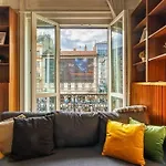 Luxury Design Flat In The Center