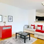Spacious 3-Bedroom With Balcony & Free Parking