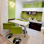Eoetvoes Apartman