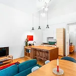 Eclectic Downtown Apt On Kiraly Street, Calm And Central