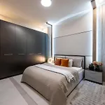 Luxurious High-End Grand Suite On The St Stephen Road