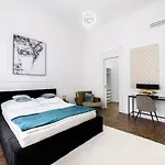 Opera Residence