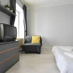 Studio Apartment By Hi5- Oktober 6 Street