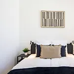 Central - Stylish New Studio - Ac