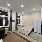Westend Studios - Cozy Studio Flats In The City Center