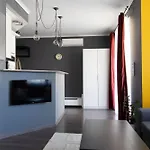 Sunny Apartment - With Parking