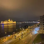 Danube Luxory Apartment