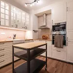 Fiumei Essence Apartment