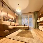 Corvin Luxury Apartment For Groups And Families
