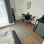 Feel Good Units Budapest