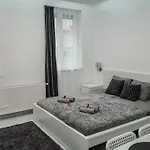 G6 Luxury Residence