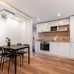 Sz27 A Szekely Apartment