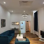 Elegant Apartment Under Buda Castle