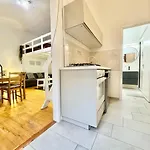 K16 Central Spacious 2Br