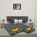 Chic Soho Retreat - Downtown