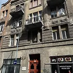 A+ Budapest Downtown Apartments Akacfa