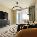 Panorama Apartment At Infinity Budapest