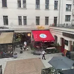 Klikk Superior Apartments At Gozsdu
