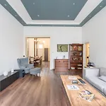 Venus Apartments - Broadway I