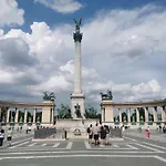 My Little Home Budapest, City Center Apartment