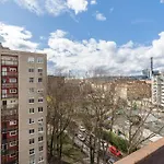 Cloud 8 Apartment