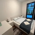 Condo With Garage And Balcony In City Center