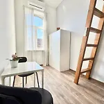 K87 Central Renovated 6Br