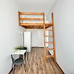 K87 Central Renovated 6Br