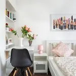 Adorable And Charming 2Br In City Center, Astoria