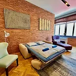 New Design Apartment - Fashion Street