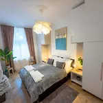 Apartment Castle Bazaar