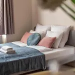 Ultra Central Paulay Ede Street 1Br Apartment