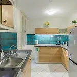 Jungle & Beach Hideaway 2Br And Danube River