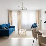 Parkwest Azure Residence - By City Park