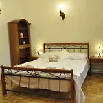 Charming Art Deco Flat