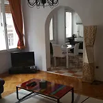 River\'S Crown Apartment