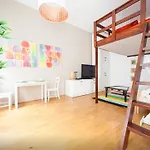 A57 Akacfa Apartment