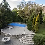 Dominika Apartman Hotel