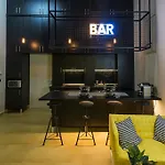 Rusty loft&Bar loft apartment