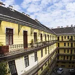 Wesselenyi Utca 4