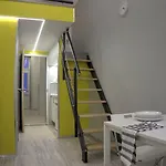 Hild-1 Apartments