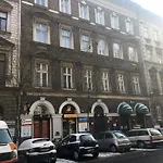 Budapest Manhattan Apartments
