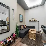 Anker Palace Apartment
