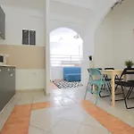Budget Apartment By Hi5 - Akacfa 4