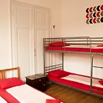2Night Hostel