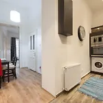 New York Cafe Boutique Apartment