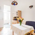 Rubik\'S Cube Apartment