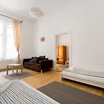 Kazinczy 32/Ii-Piano Central Apartments